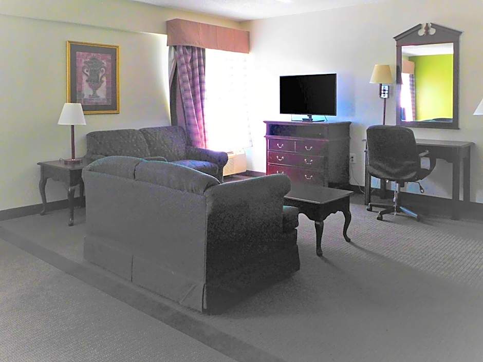 Quality Inn & Suites Thomasville I-85