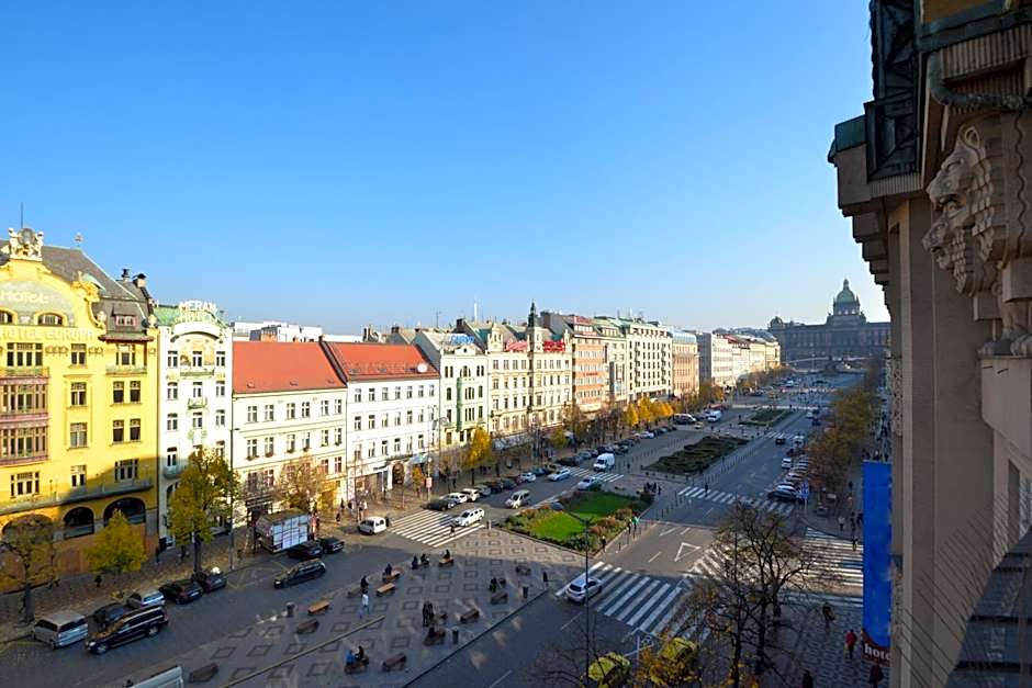 EA ApartHotel Melantrich