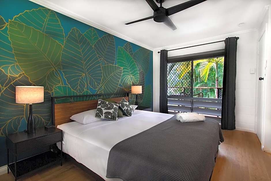 The Palms At Palm Cove