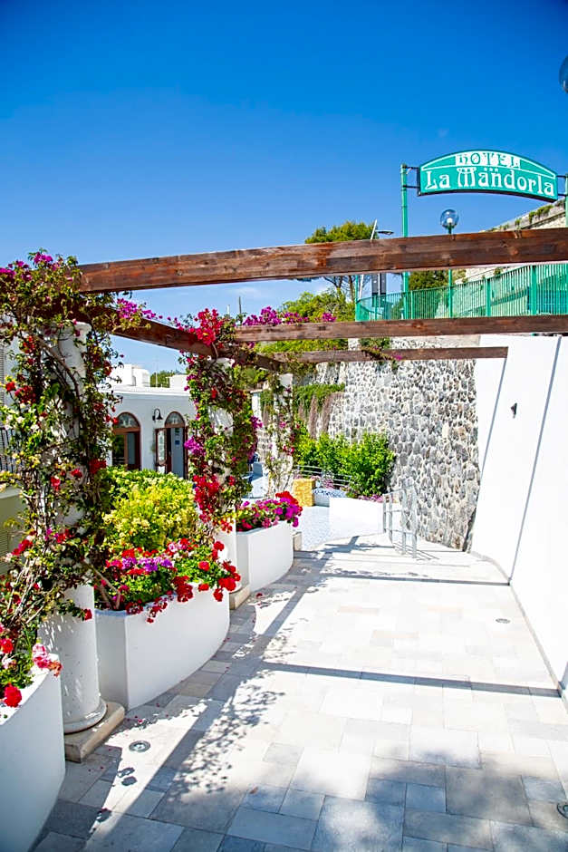 Hotel La Mandorla