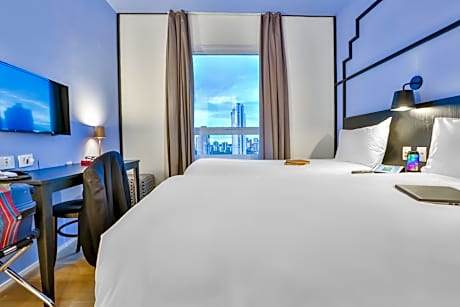 Standard Apartment with Twin Beds