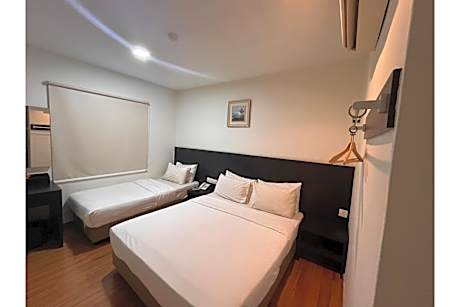 Executive Triple Room