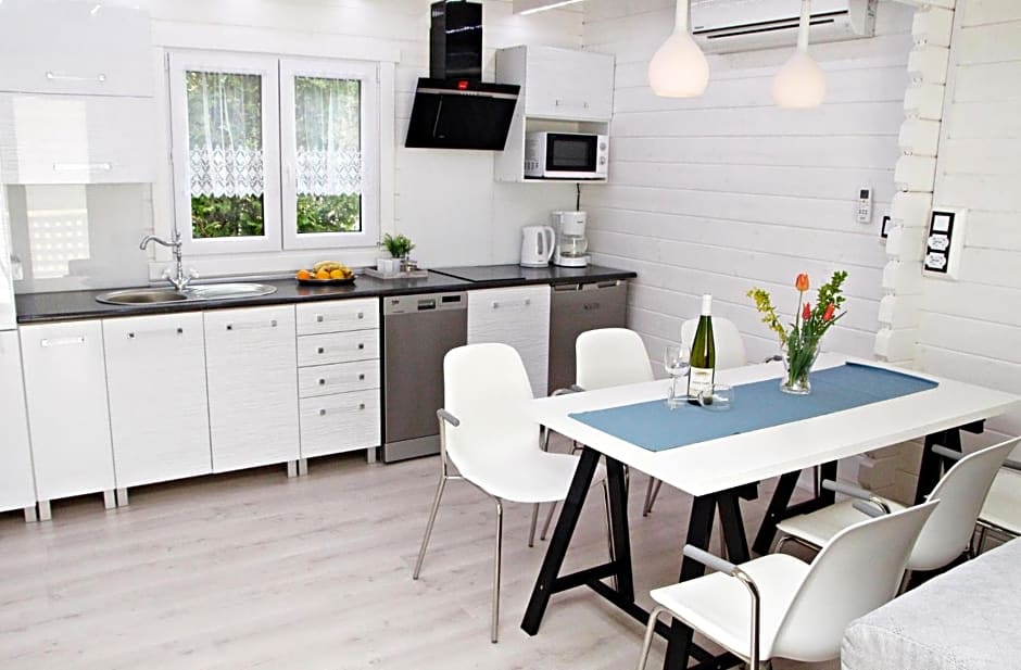 Domki Letniskowe "Osada Grzybowo"