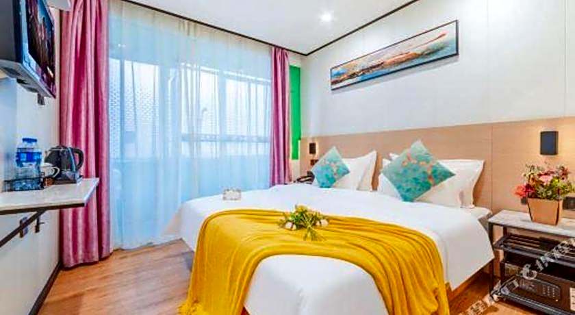 Xinghe Xinfeng Hotel Railway Station & Bus Station Branch