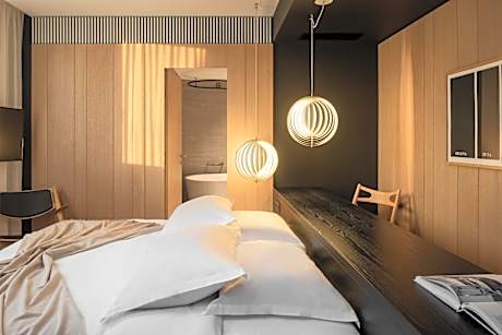 Superior Double Room with City View