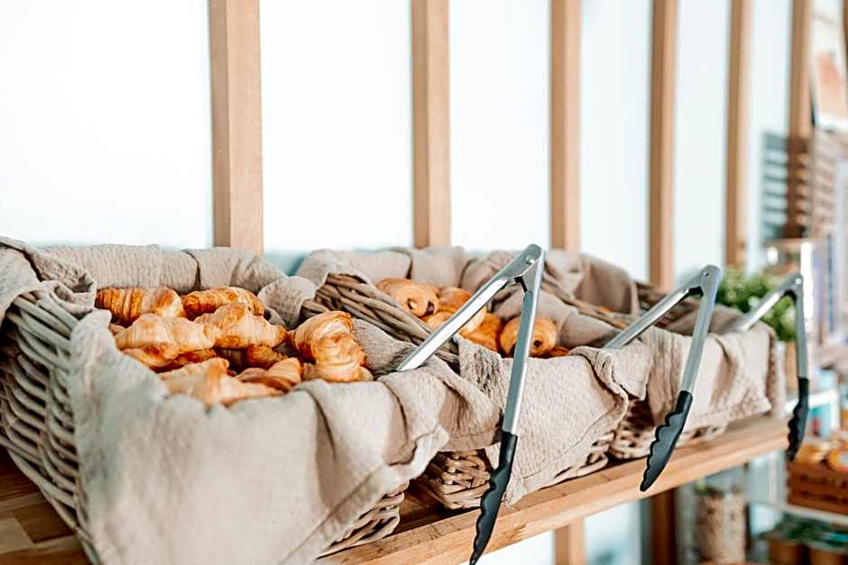 Brit Hotel Confort Saint-Lô