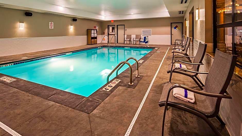 Best Western Premier Ankeny Hotel