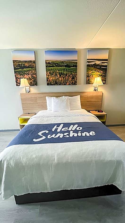 Days Inn by Wyndham Salina South