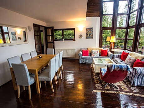 Villa-Deluxe-Ensuite with Bath-Mountain View-Casa David