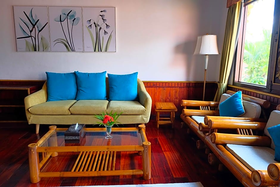 E-Outfitting VangThong Hotel