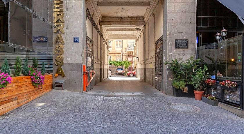 Cozy Studios on Freedom Square