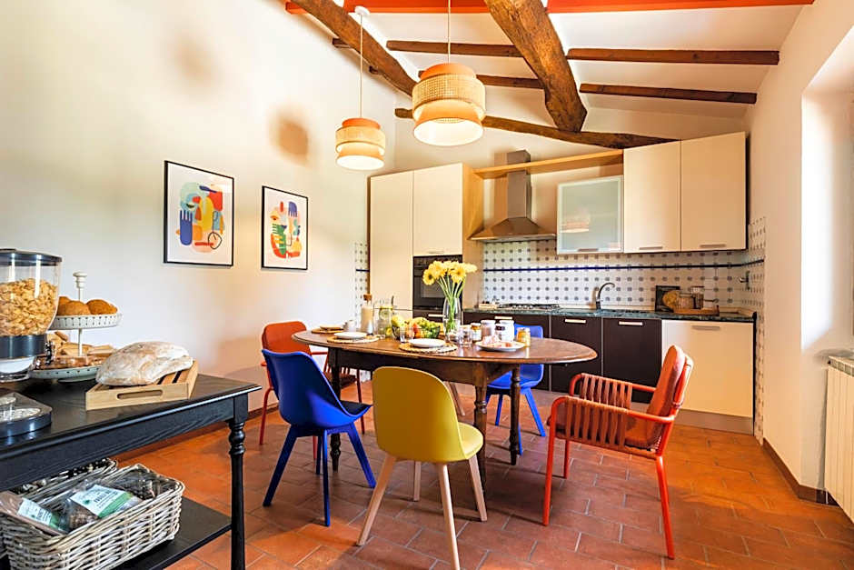 Selvuccia Lodge - Ostello Agricolo