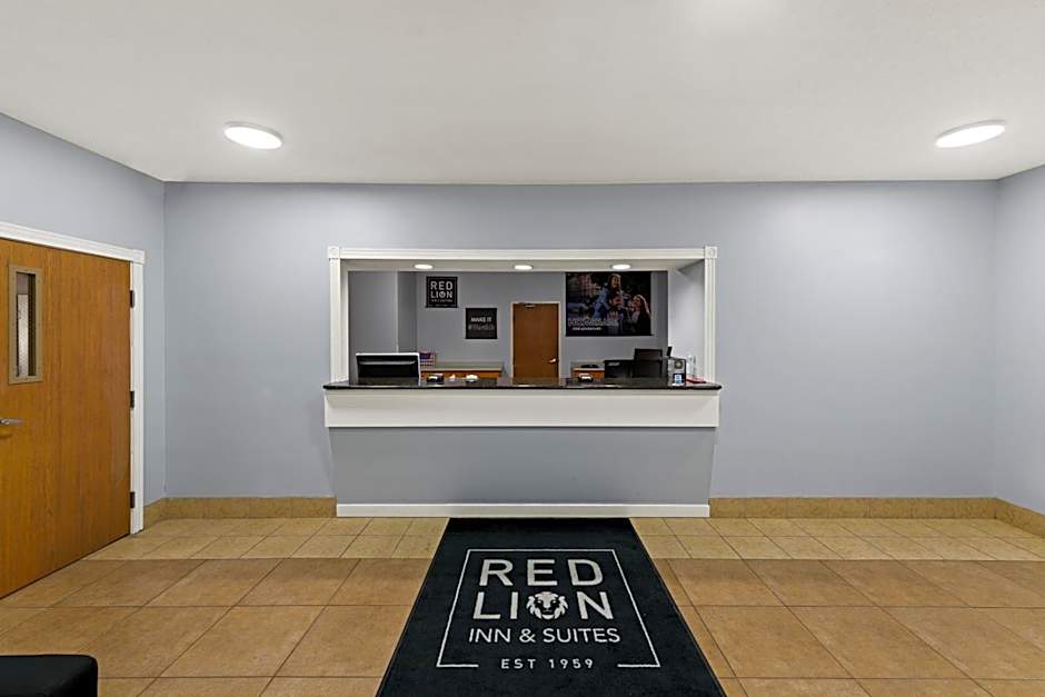 Red Lion Inn & Suites Gretna - Omaha SW