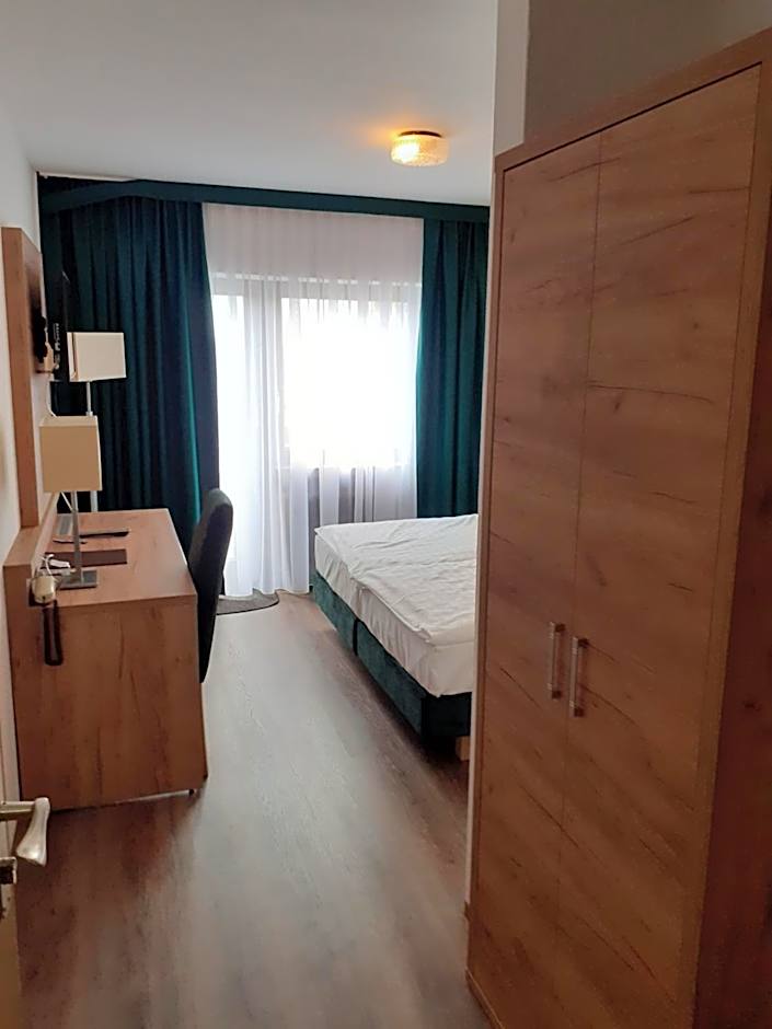 Land-gut-Hotel Zum alten Forsthaus - Aufladestation für Elektroautos