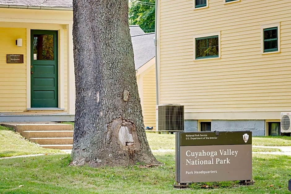 Knights Inn Cleveland/Macedonia