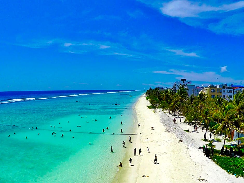 Planktons Beach Hotel