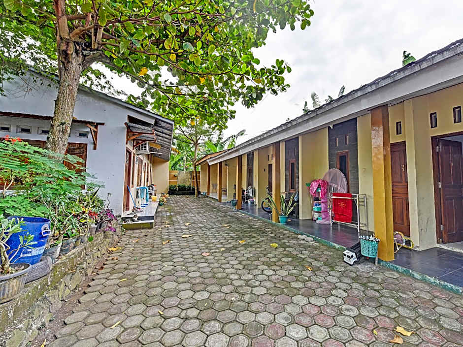 SPOT ON 91372 Wisma Bulin