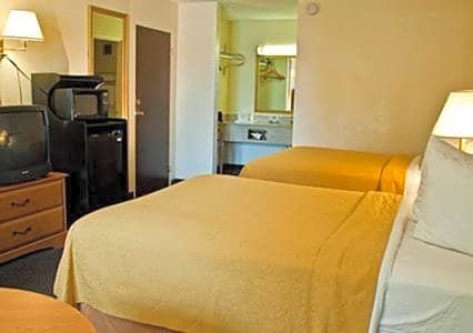 Motel 6-Oklahoma City, OK - Bricktown