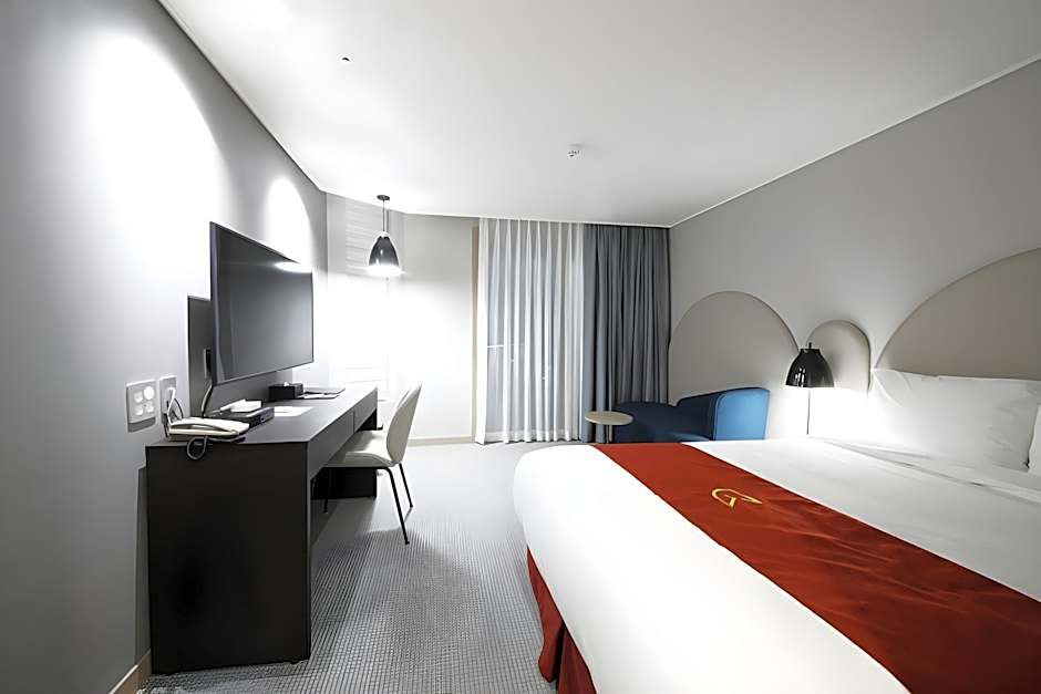 GOLDEN TULIP ESSENTIAL NAMGANG
