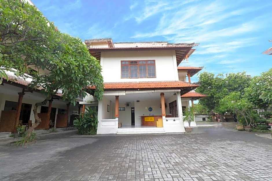 SPOT ON 2426 Hotel Aget Jaya Ii