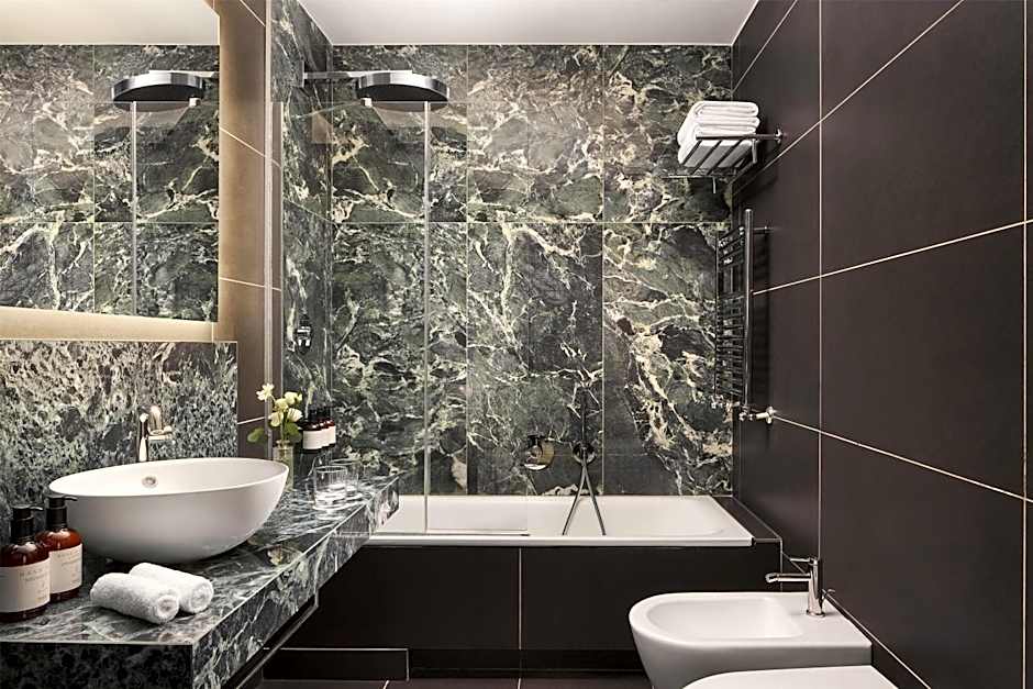 NH Collection Milano President