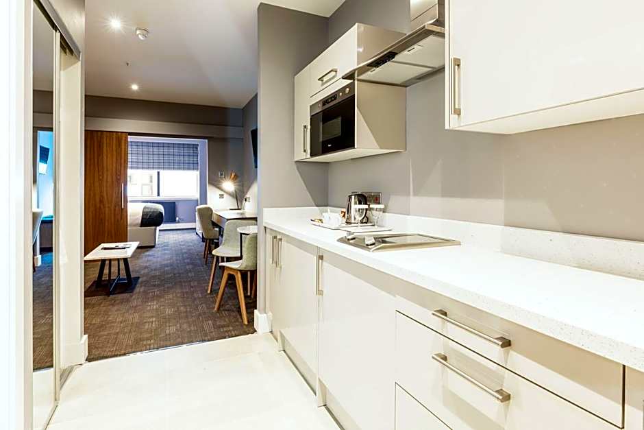 Sandman Signature Aberdeen Hotel & Spa