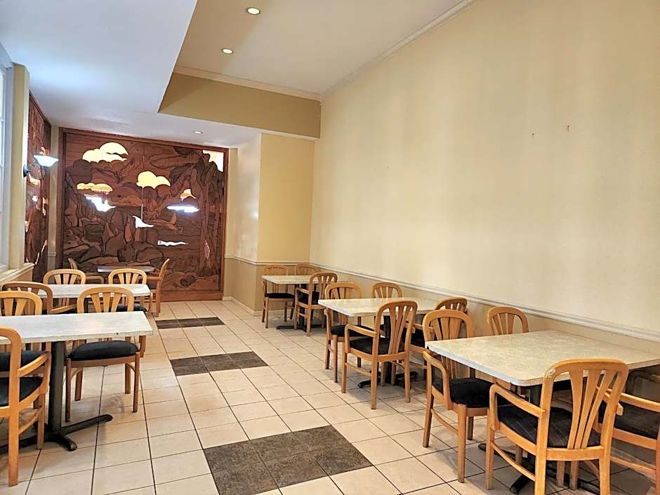 Days Inn by Wyndham Bay City