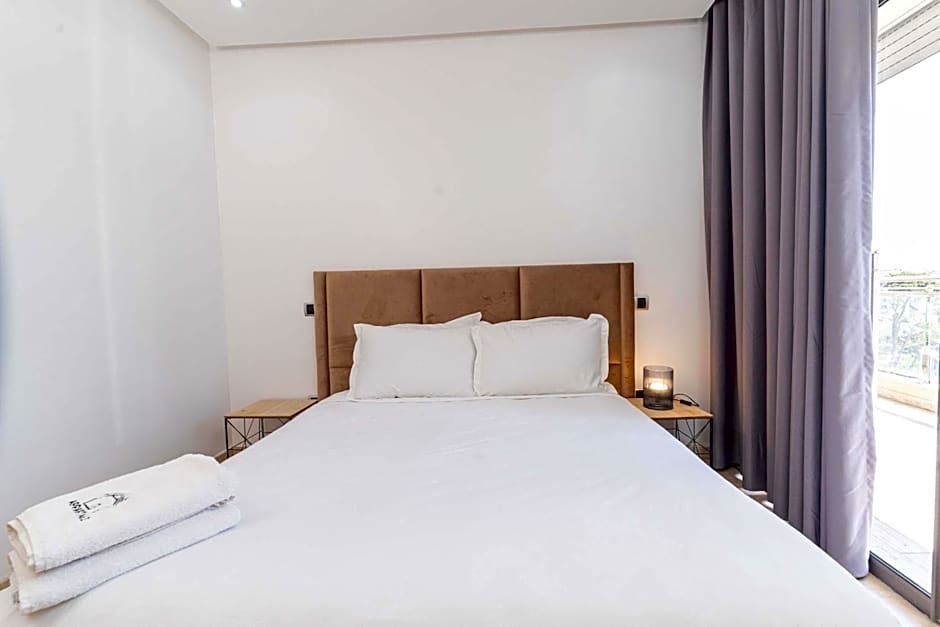 Casa Streets 3 BR Terrace - AppartAli Luxury Platform