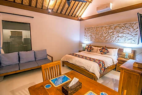 Suite with Kitchenette