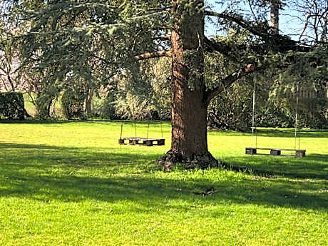 Le Manoir des Bréholles