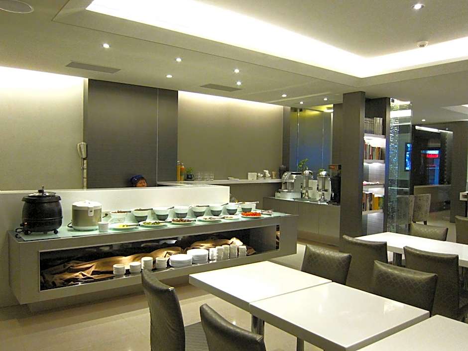 Harbor View Hotel
