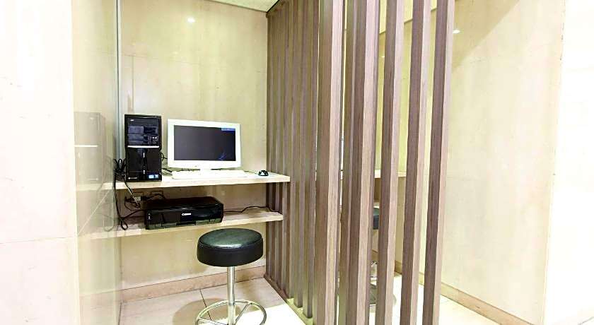 SureStay Plus Hotel by Best Western Shin-Osaka