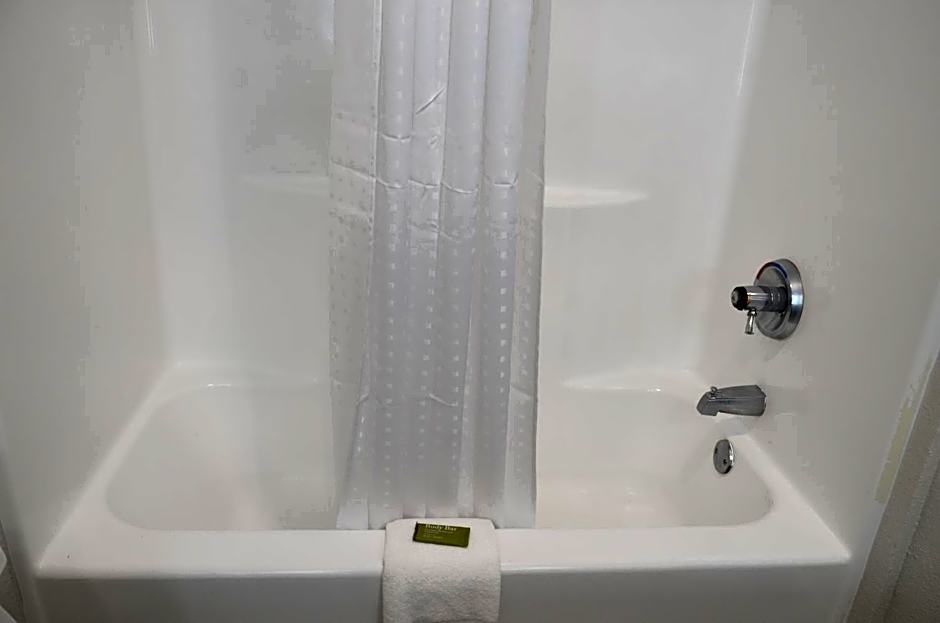 Americas Best Value Inn & Suites Foley Gulf Shores