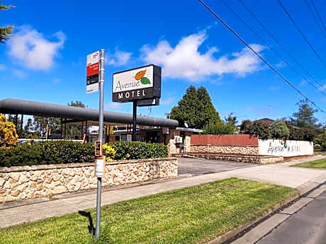 Avenue Motel
