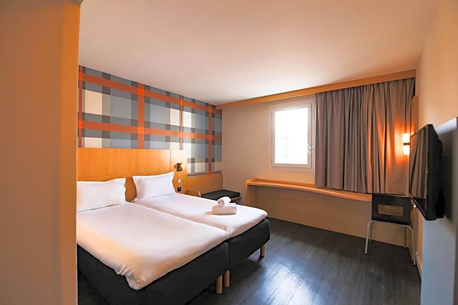 easyHotel Nice Palais des Congrès  Old Town