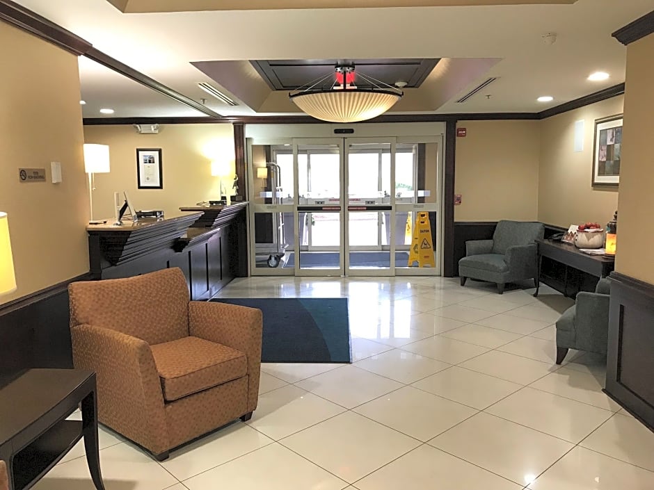 Holiday Inn Express Hotel & Suites-Magee By IHG