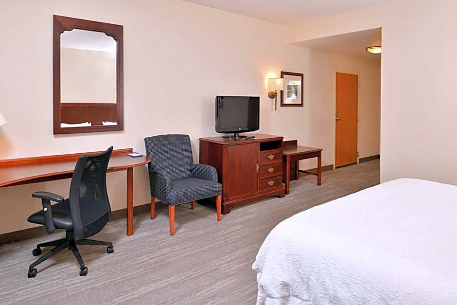 Hampton Inn By Hilton Harrisonburg-South