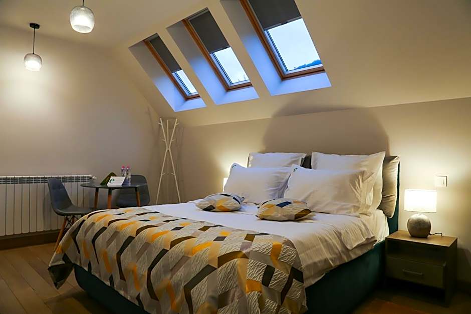 Expecto Apartments