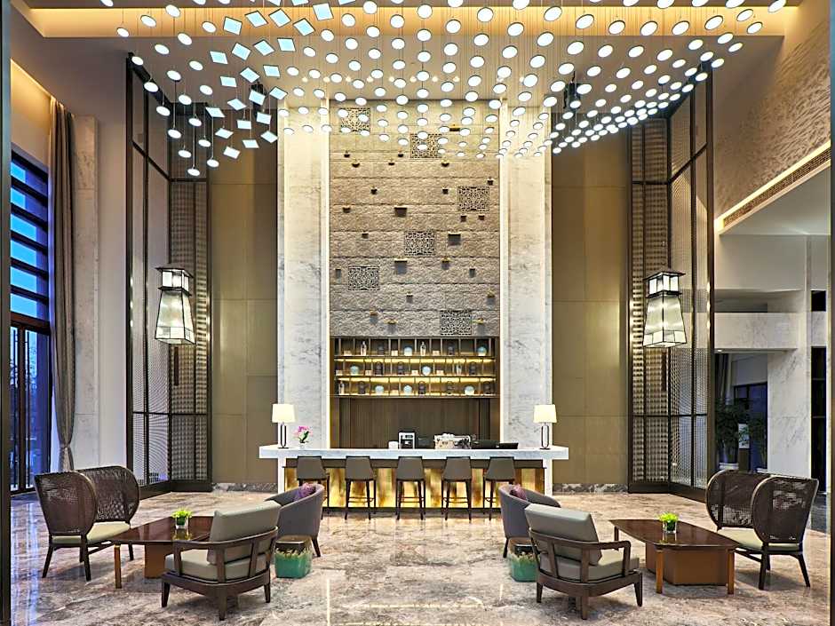 Crowne Plaza Wuxi Lake View By IHG