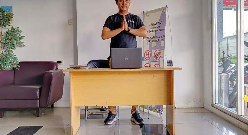 OYO Life 92889 Apartement Grand Sentraland Karawang By A.t Room