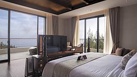 Platinum Suite