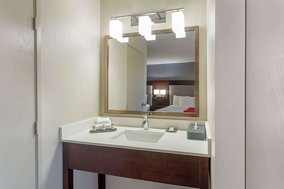 La Quinta Inn & Suites by Wyndham Rockford