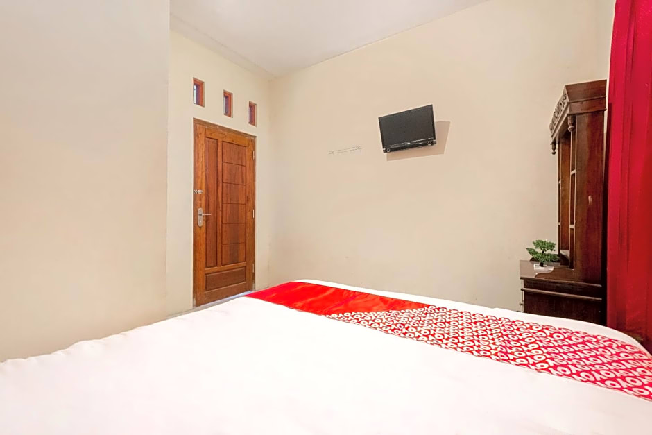 OYO 3076 Lilik Homestay Syariah