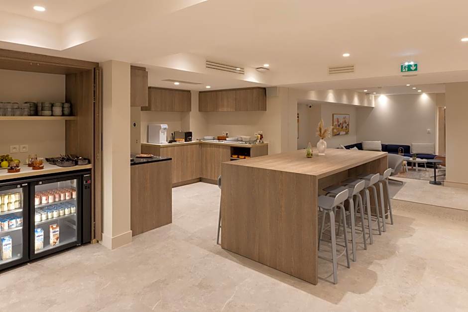 Staybridge Suites Cannes Centre By IHG