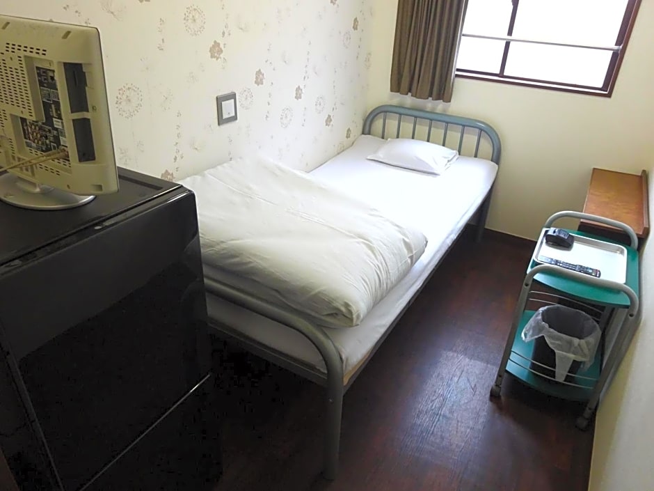 Economy Hotel Hoteiya