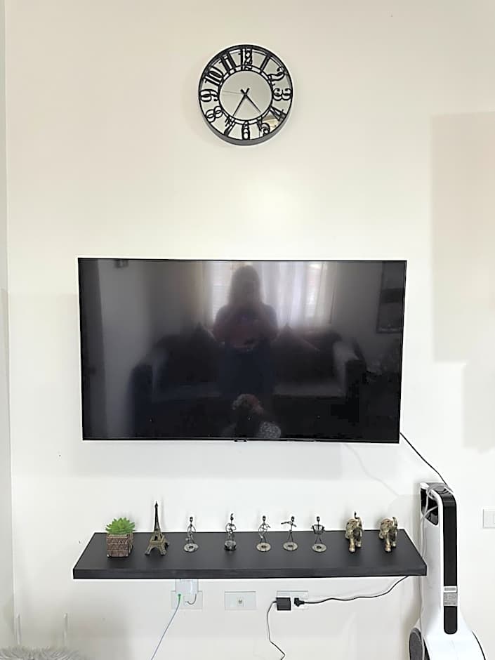 Almond drive Condo Cozy 1BR Talisay