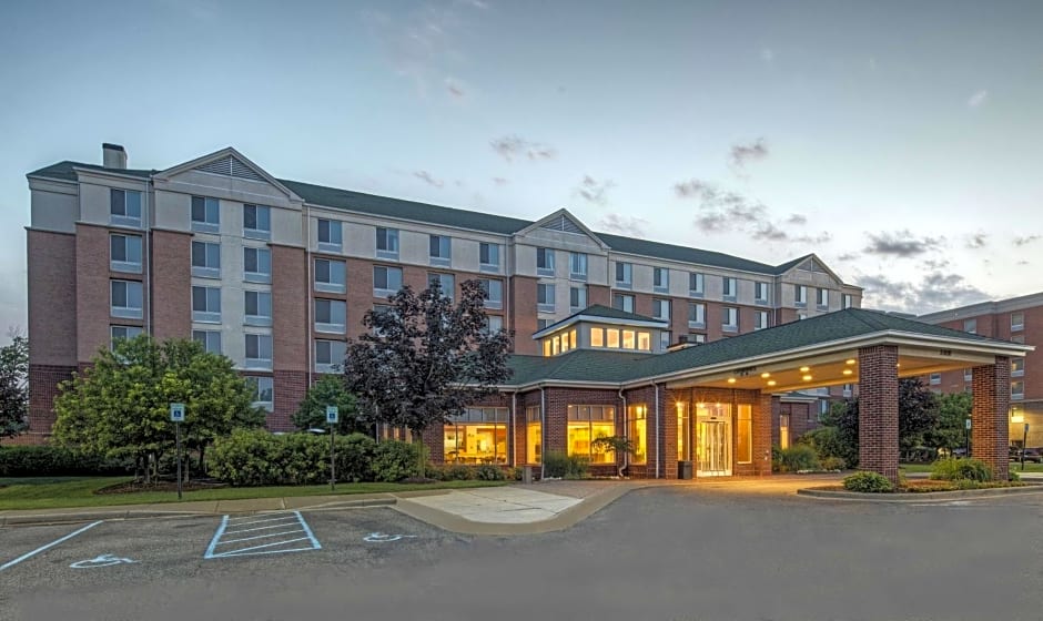 Hilton Garden Inn Detroit Metro Airport