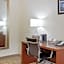 Comfort Inn & Suites Wichita Northeast