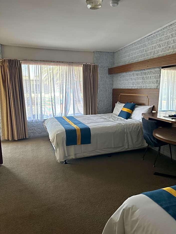 The Shamrock Hotel Balranald