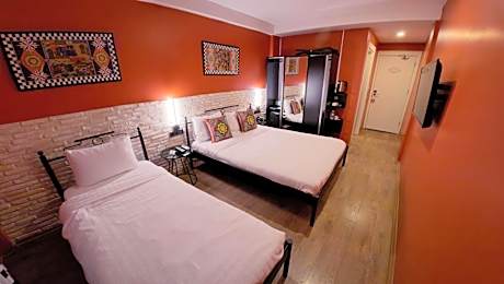 Triple Room